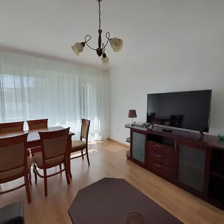 Апртамент Чайка Бл.17 Apartment *
