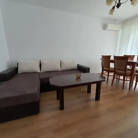 Апртамент Чайка Бл.17 Apartment Varna
